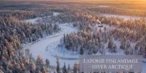 Panorama hivernal de la Laponie finlandaise avec forêt boréale enneigée
