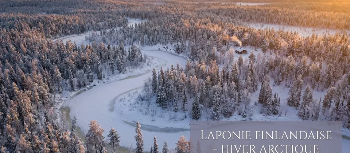 Panorama hivernal de la Laponie finlandaise avec forêt boréale enneigée